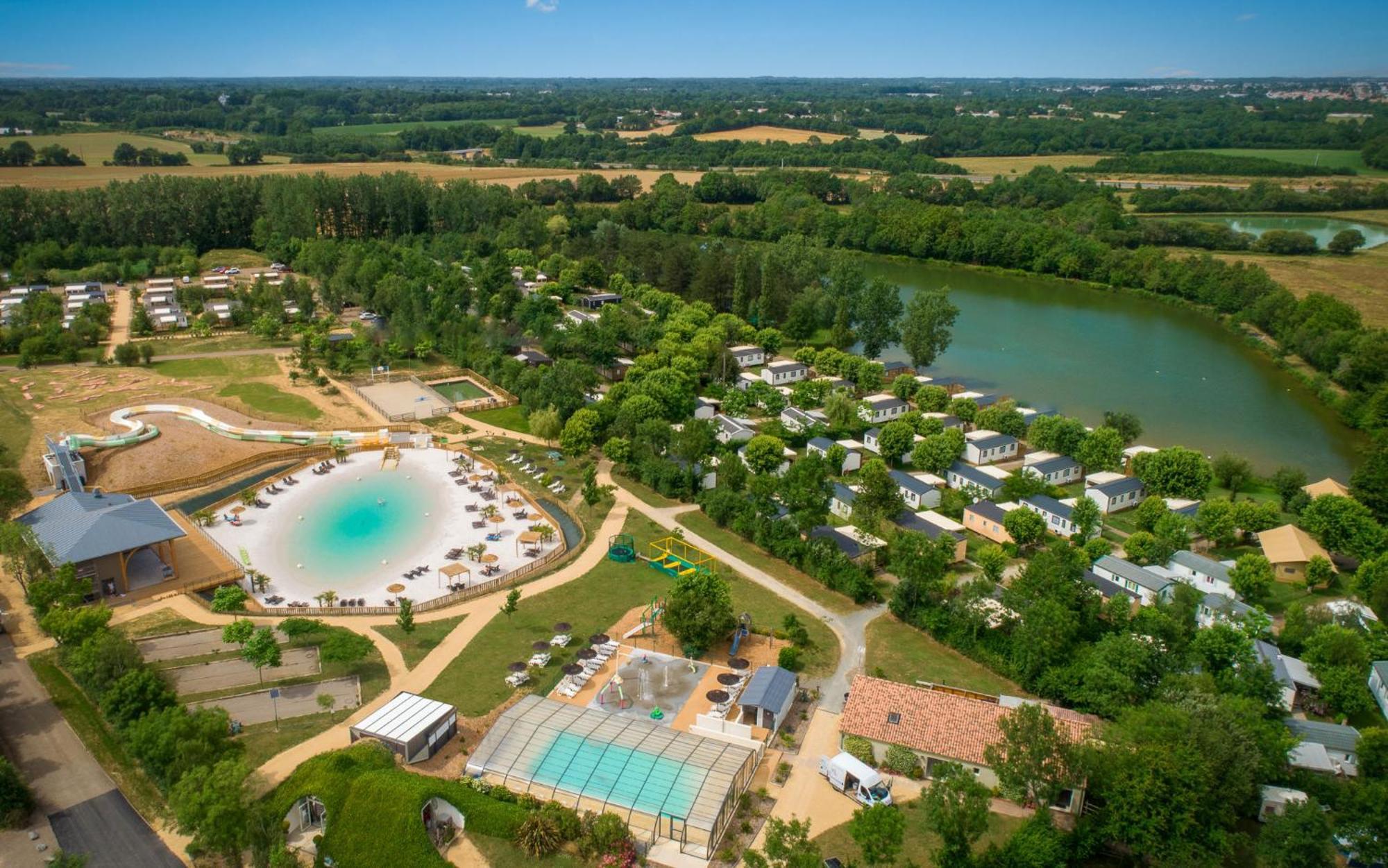 Camping Aubigny-Les Clouzeaux Aubigny  المظهر الخارجي الصورة