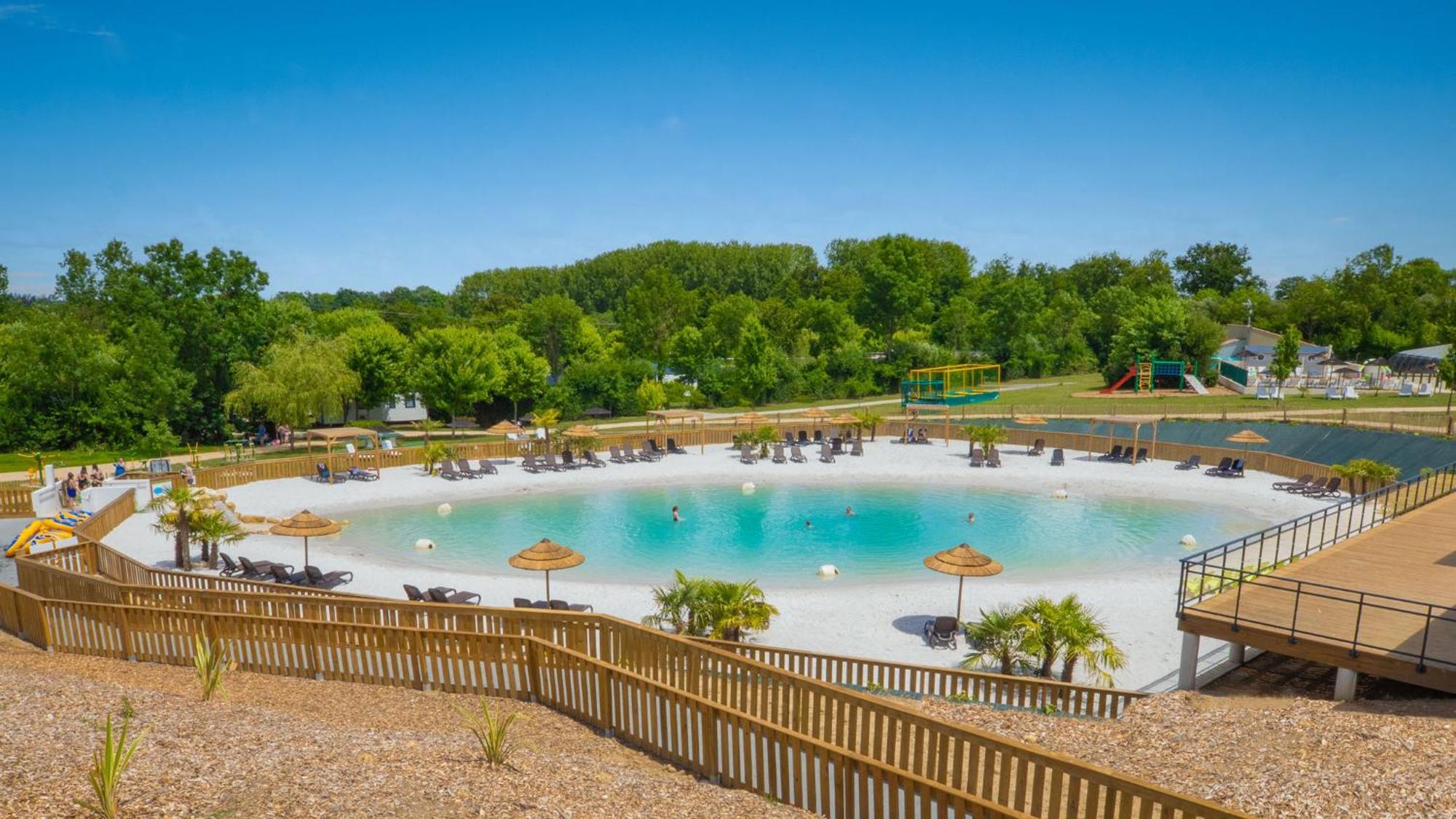 Camping Aubigny-Les Clouzeaux Aubigny  المظهر الخارجي الصورة